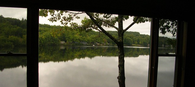 Spacious newer upscale home on Lake Todd