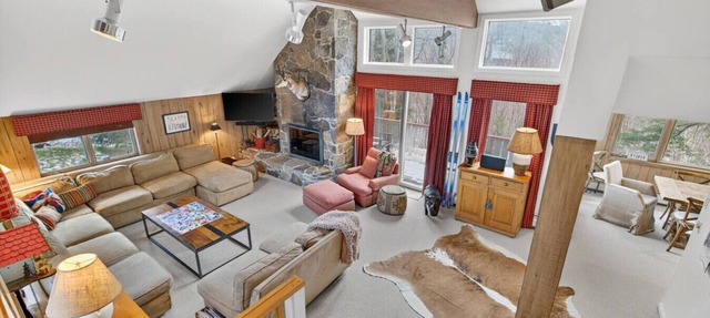 Spacious Piper Ridge Townhome Near Stratton