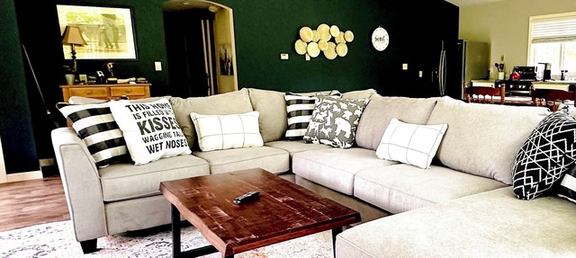 Spacious, private and peaceful 1st floor Apartment on Fly Creek