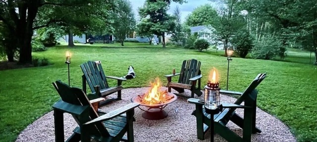 Spacious river front home located on the beautiful Clinch River. Unique! Clean!