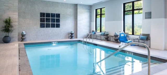 Spacious Room | Modern Retreat Near Famous Prudential Tower