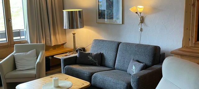 Spacious studio for 1-3 people. with balcony, swimming pool and sauna, Davos-Dorf