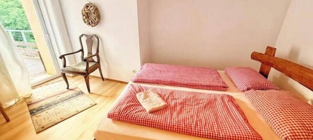 Spacious, sunny, comfortable apartment in Geiselwind