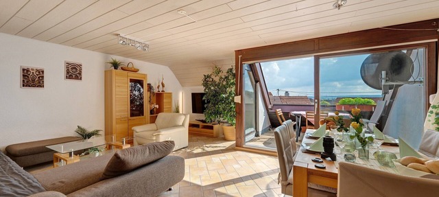 Spacious Three-Room Maisonette Apartment, 100 sqm