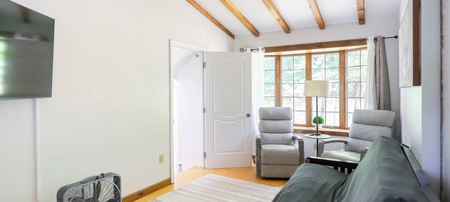 Spacious Two Bedroom Apartment