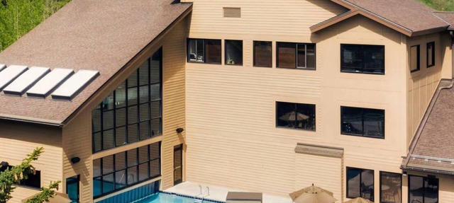 Spacious Vail Loft w/Fireplace at StreamSide Douglas