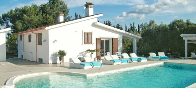 Special offer!! Private Pool, Oria Countryside, Brindisi Prov. 3klms from Oria