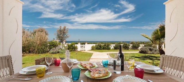 Splendid Ostuni Villa | 3 Bedrooms | Villeta Tisbe | Sea Views