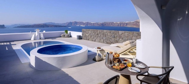 Splendid Santorini Villa | Villa Vista | 3 Bedrooms | Private pool & Spa Bath