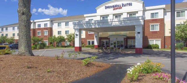 SpringHill Suites Devens Common Center