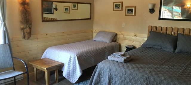 SPRUCE-Private sleeping cabin with shared kitchen/bathhouse