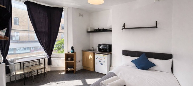 Standard Double Studio Ensuite