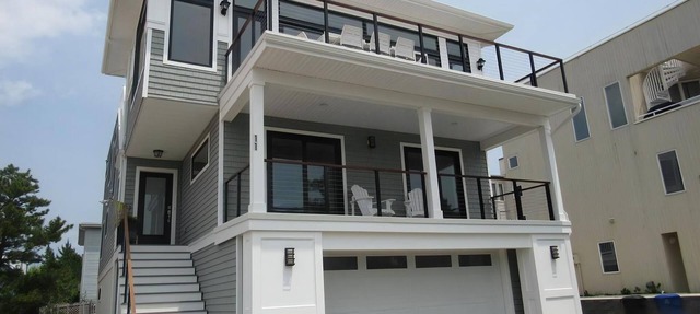 STEPS TO OCEAN 6 Bedroom House w/elevator