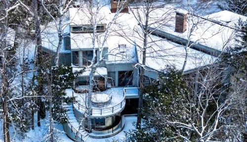 Steps to the Ellis River - Luxe, Hot Tub, Game Room