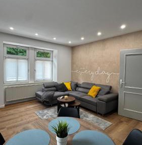 Stilvoll wohnen im modernen Altbau - Zentrale Lage