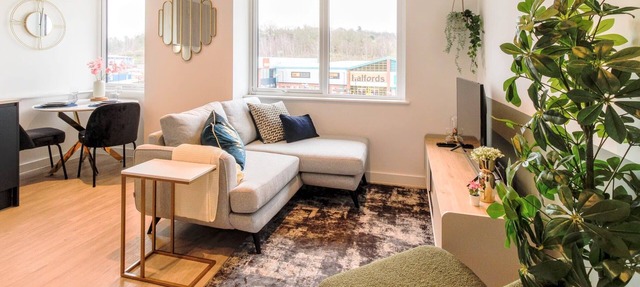 Stirling Redhill by Stay Shoal