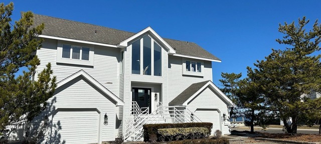Stone Harbor Bayfront - Walkable to Beach