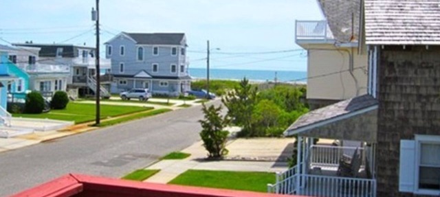 Strathmere Beach Block Rental.Pet Friendly! Contact owner for details on pets.