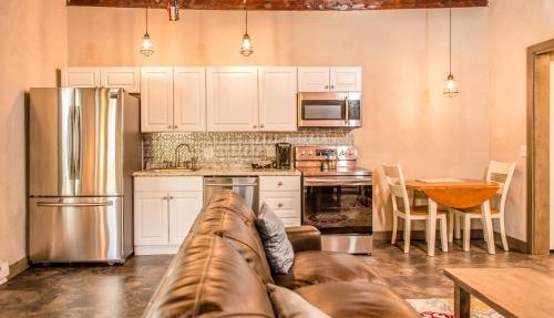 Strictly Moose Luxury Vacation Suites