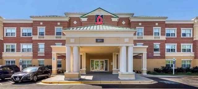 Studio 6 Gaithersburg|1 Queen|Nmsk|Sofa-Bed|Kitchen