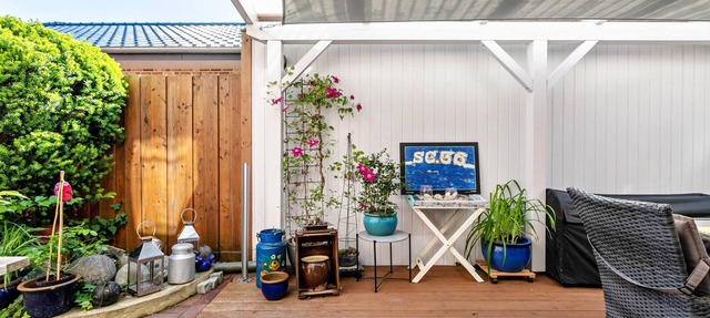 Studio Apartment 'Alte Tischlerei Hemmingstedt' with Private Terrace, Shared Garden and Wi-Fi