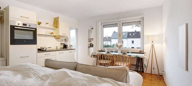 Studio Apartment 'Modernes in Neu-Ulm' with Wi-Fi