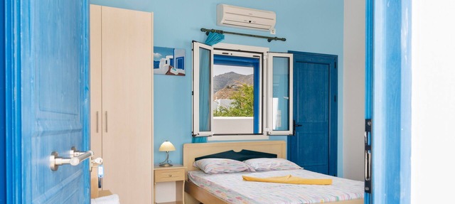 Studio Apartment 'Studios Ninemia Serifos 2' with Sea View, Wi-Fi and Air Conditioning