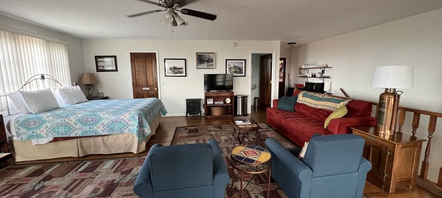 Studio Apartment with views of Sedona, Verde Valley, and San Francisco Peaks
