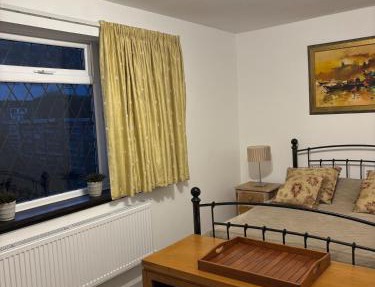 Studio apt with private parking