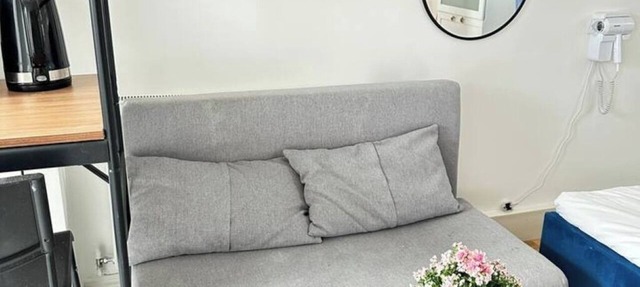 Studio Flat 8 – Peaceful Oasis in Camden Parkway