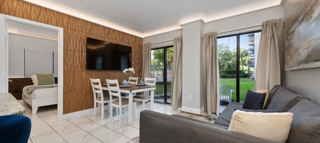 Studio Near Universal | Lake View | Pool & Gym
