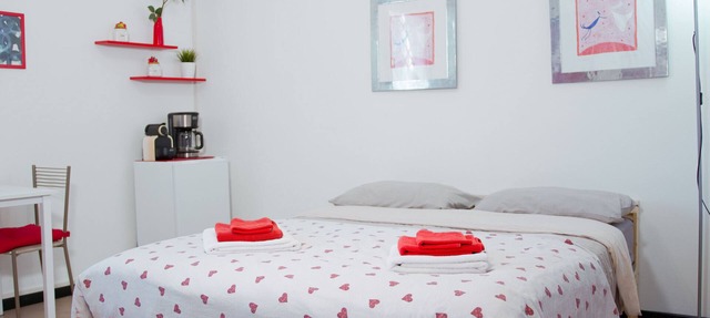 Studio-sleeps 2-aircon-town Centre-free Parking