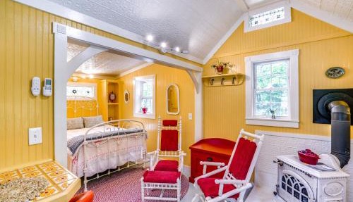 Studio w/Trail Access ~ 10 Mi to Brattleboro!