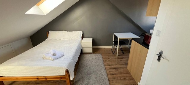 Studio with Own kitchen & Shower