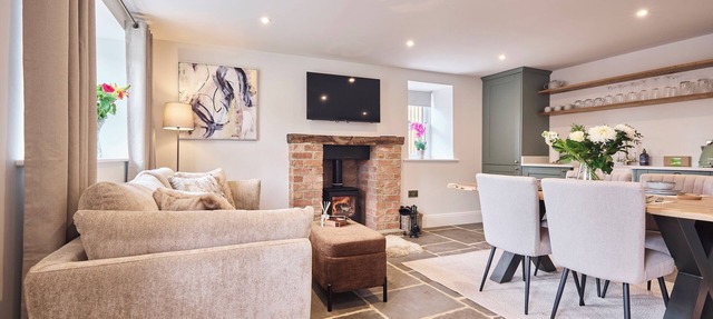 Stunning Cosy Yorkshire Dales Cottage with Log Burner