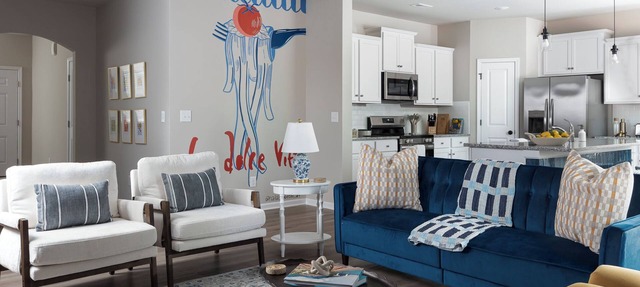 Stunning KingBed Ste - Family Friendly - 15Mins to Uptown - BBQ Grill - Firepit