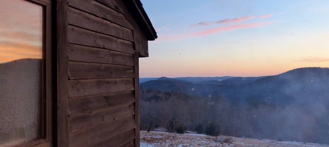 Stunning mountain top lodge, Ideal for groups of all kinds, 4 -season fun