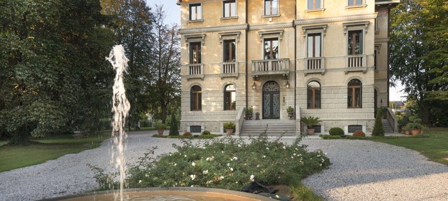 Stunning private villa for 17 people with WIFI, A/C, TV, terrace and pets allowed, close to Padua
