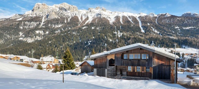 Stunning villa for 10 people with WIFI, TV and parking