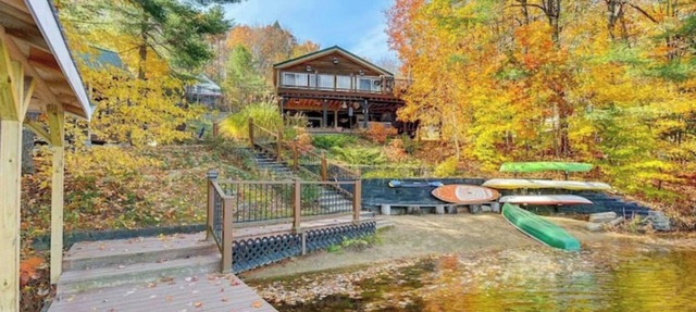 Stunning Waterfront Lake House!