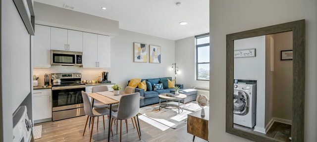 Stylish 1br Unit. Parking. Easy Ride to NYC