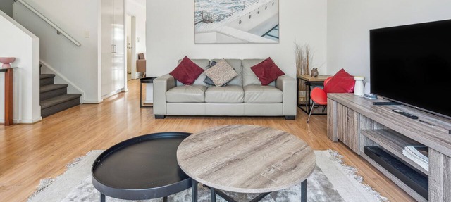 Stylish 3BR Family Townhouse, Park View