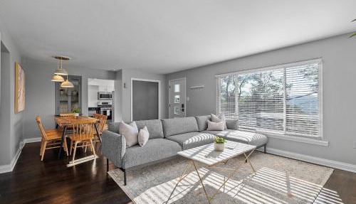 Stylish and Bright 3Bd Home, Amazing Deck, Game Room, Free Parking