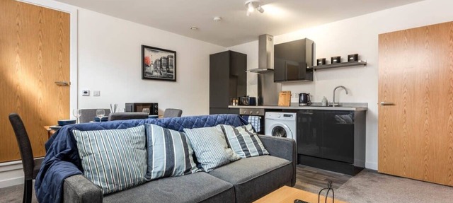 Stylish Central Sheffield 1BR – Sleeps 2