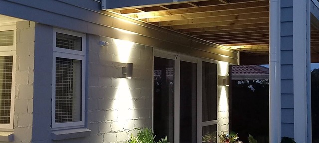 Stylish new apartment near city, harbours, and beautiful Mt Maunganui, sleeps 3