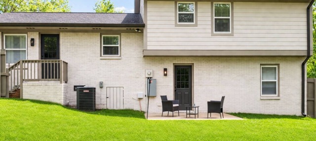Stylish Zen 3BR Upper Level Near CLT & Whitewater