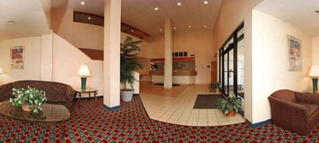 Suburban Studios Johnstown - Richland Town Center