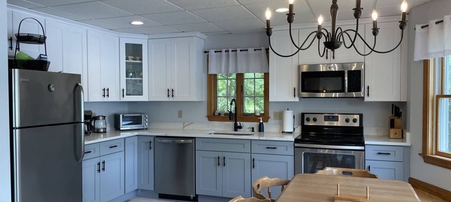 SUNAPEE REGION - LAKEFRONT/SKI VACATION HOME RENTAL