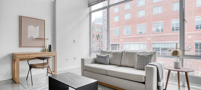 Sunny Central Square Jr 1BR w/W/D & Gym, nr Central T, by Blueground