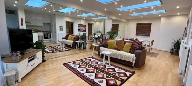 Sunny London Garden Apartment